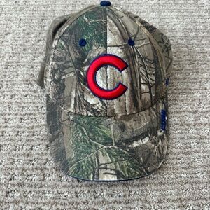 Chicago Cubs Camo Baseball Hat